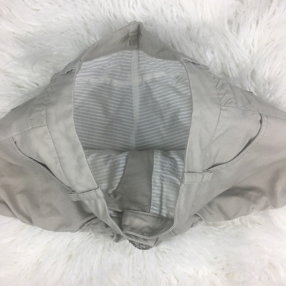 Lerario BeaShorts Women's Size 2 Beige Chino MidRise - Picture 4 of 6